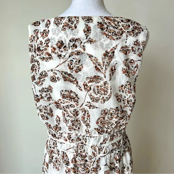 WHITE HOUSE BLACK MARKET Sleeveless Floral Ruched Lightweight Dress—SZ. Large - Picture 6 of 14